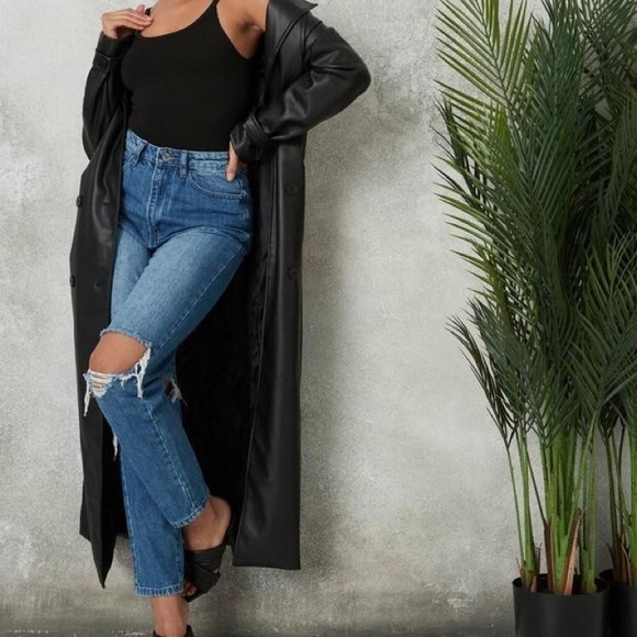 NEW MISSGUIDED Riot High Rise Mom jeans - Picture 7 of 7